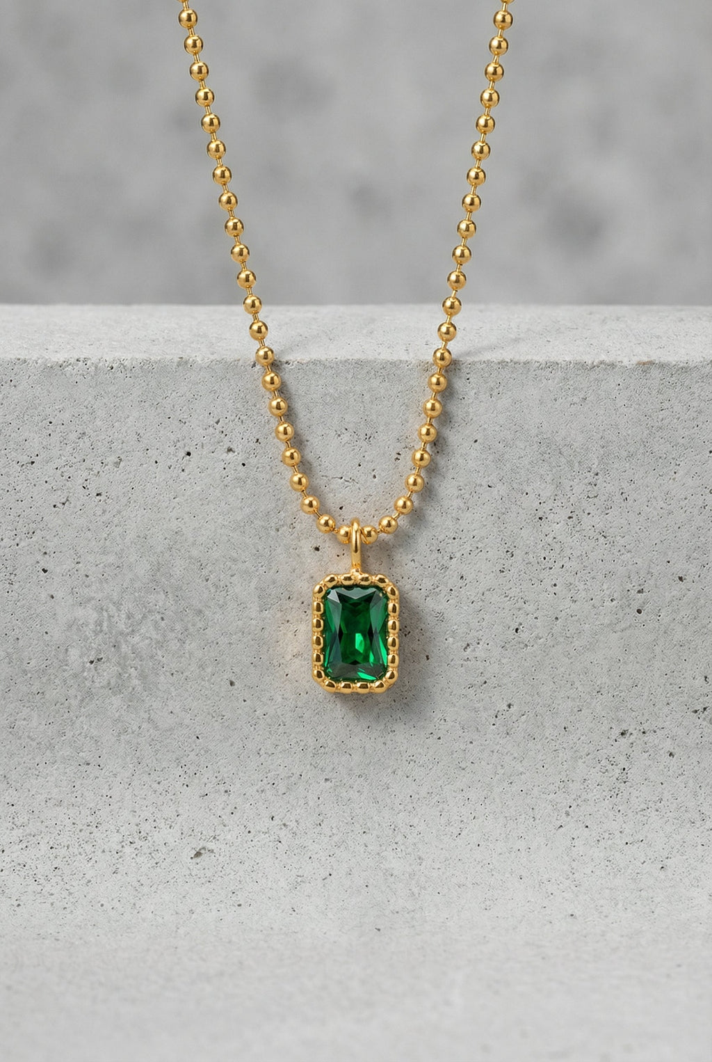 PORTO – Gold Plated Emerald Rectangle Pendant Necklace – 044