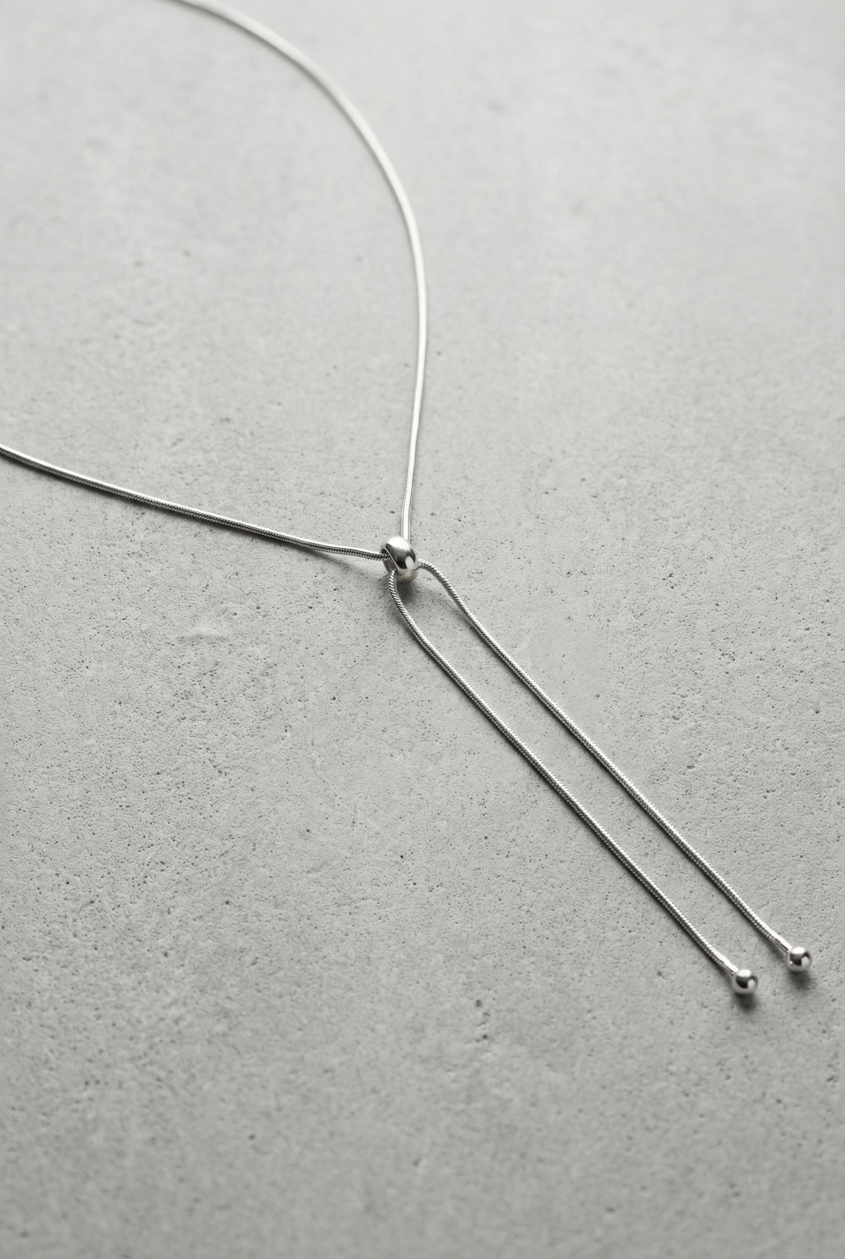 ANTWERP – Snake Chain Choker Necklace – 051